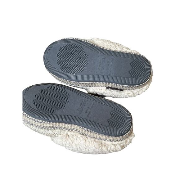 Muk Luks slippers slip on woven sweater sherpa lined house shoes beige SZ 5-6 - Picture 5 of 5